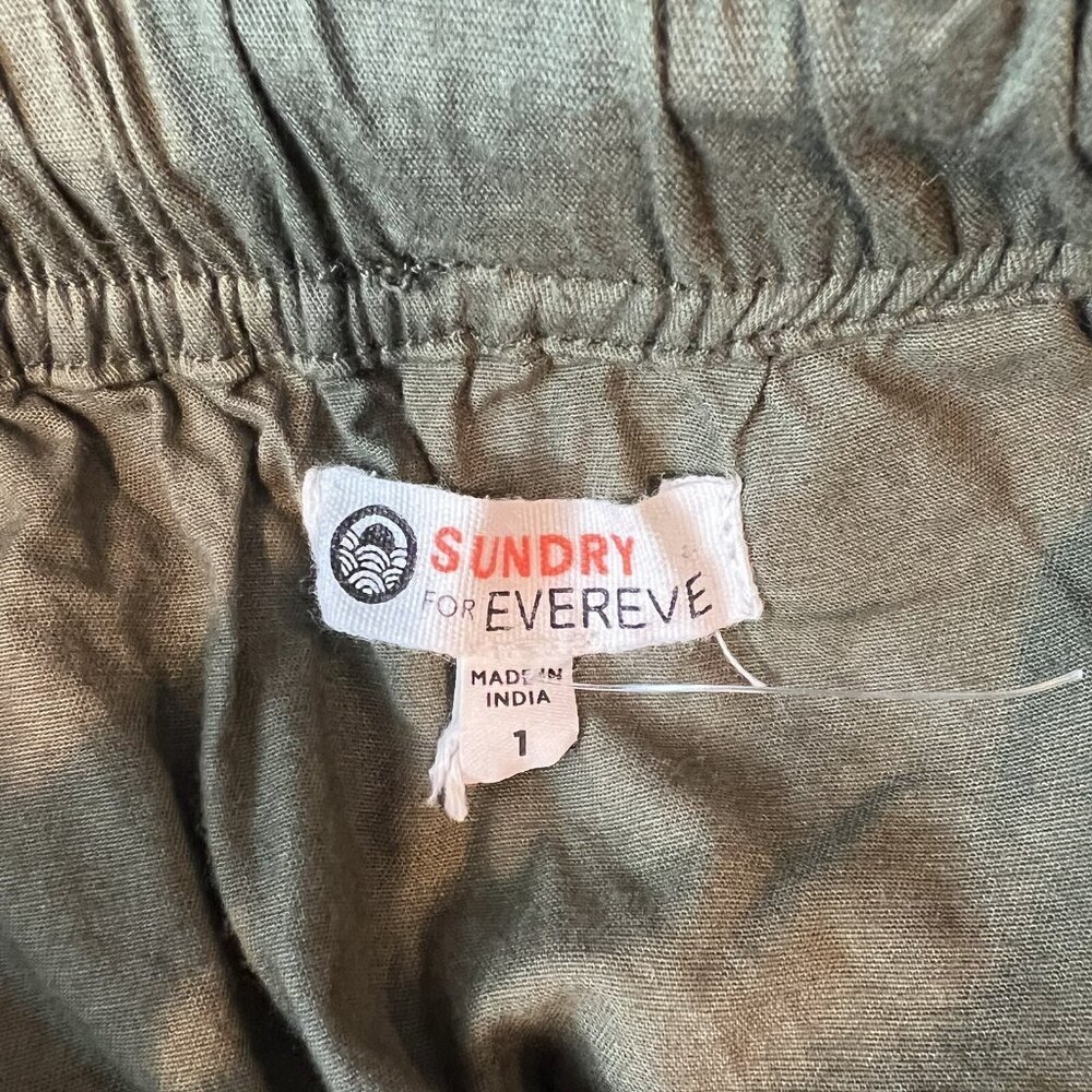 New NWOT Sundry Olive Green Sunday Skirt Casual Skirt Pockets Size 1 Small - Picture 6 of 6